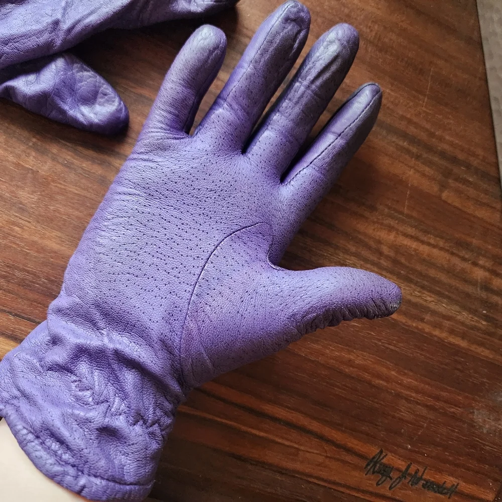 fownes vintage purple